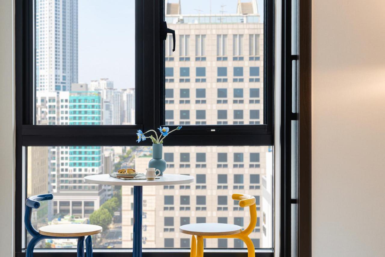 Urbanstay Seomyeon Busan Exterior foto