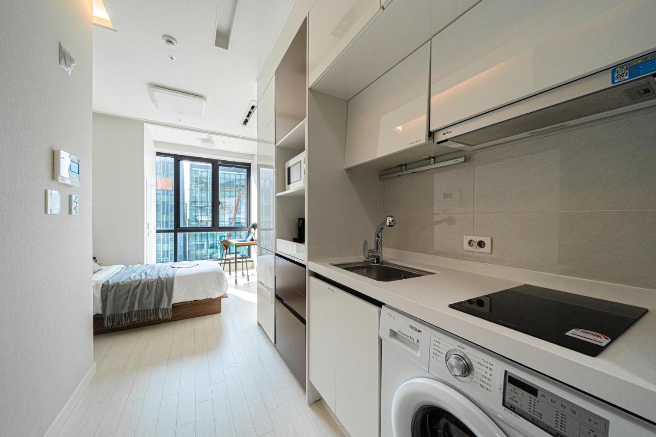 Urbanstay Seomyeon Busan Exterior foto